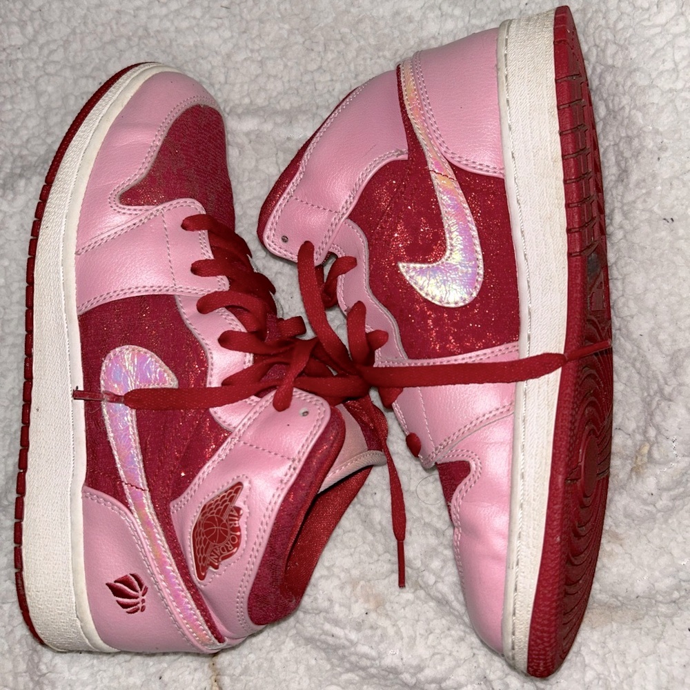 Nike Air Jordon Valentines Day High Top Basketball Shoes